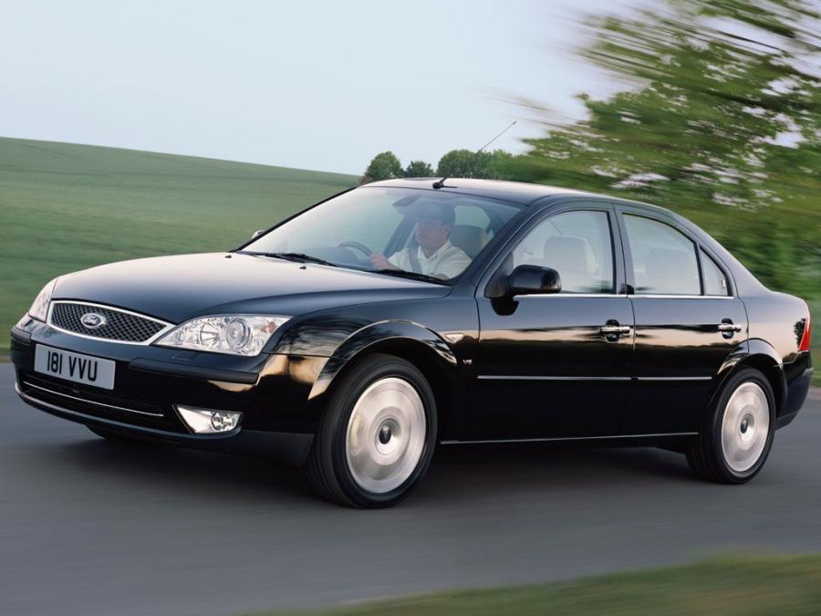  Ford Mondeo Sedan 2004 года  (UK) (фото 3 из 9)